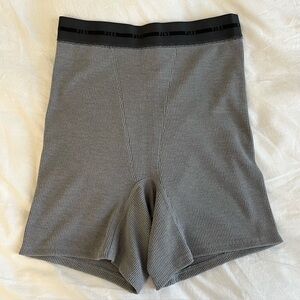 Victoria's Secret PINK Grey sleepwear ribbed boxer shorts size medium